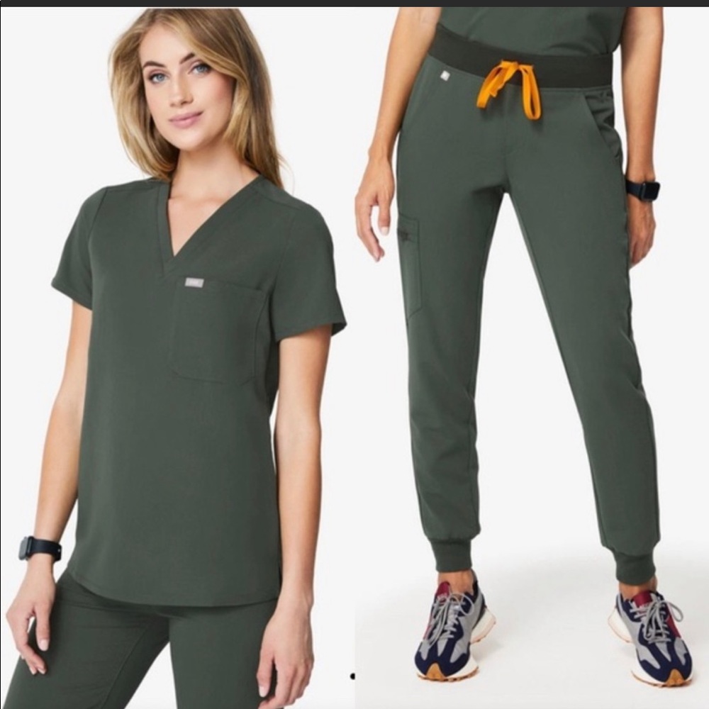 Figs XXSP/XXS set in moss green